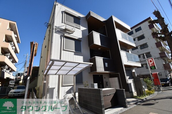 メゾン鶴丸の物件外観写真